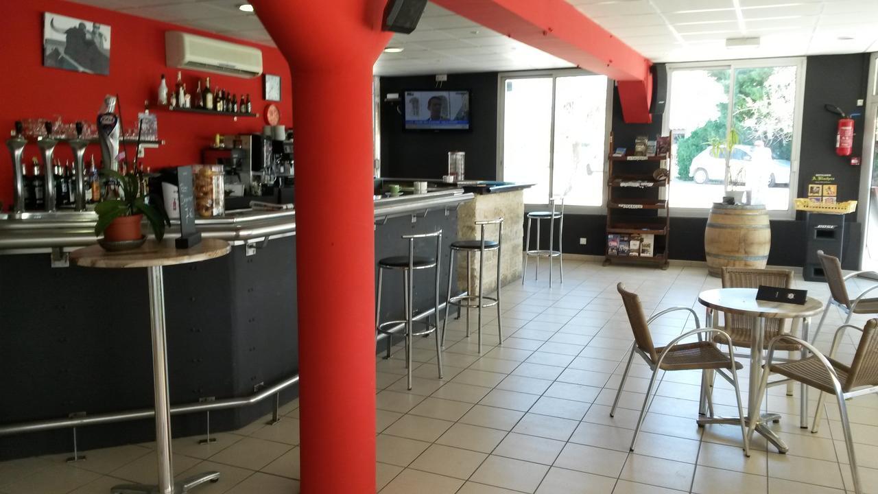 Hotel Restaurant La Ceinture Vauvert Ngoại thất bức ảnh